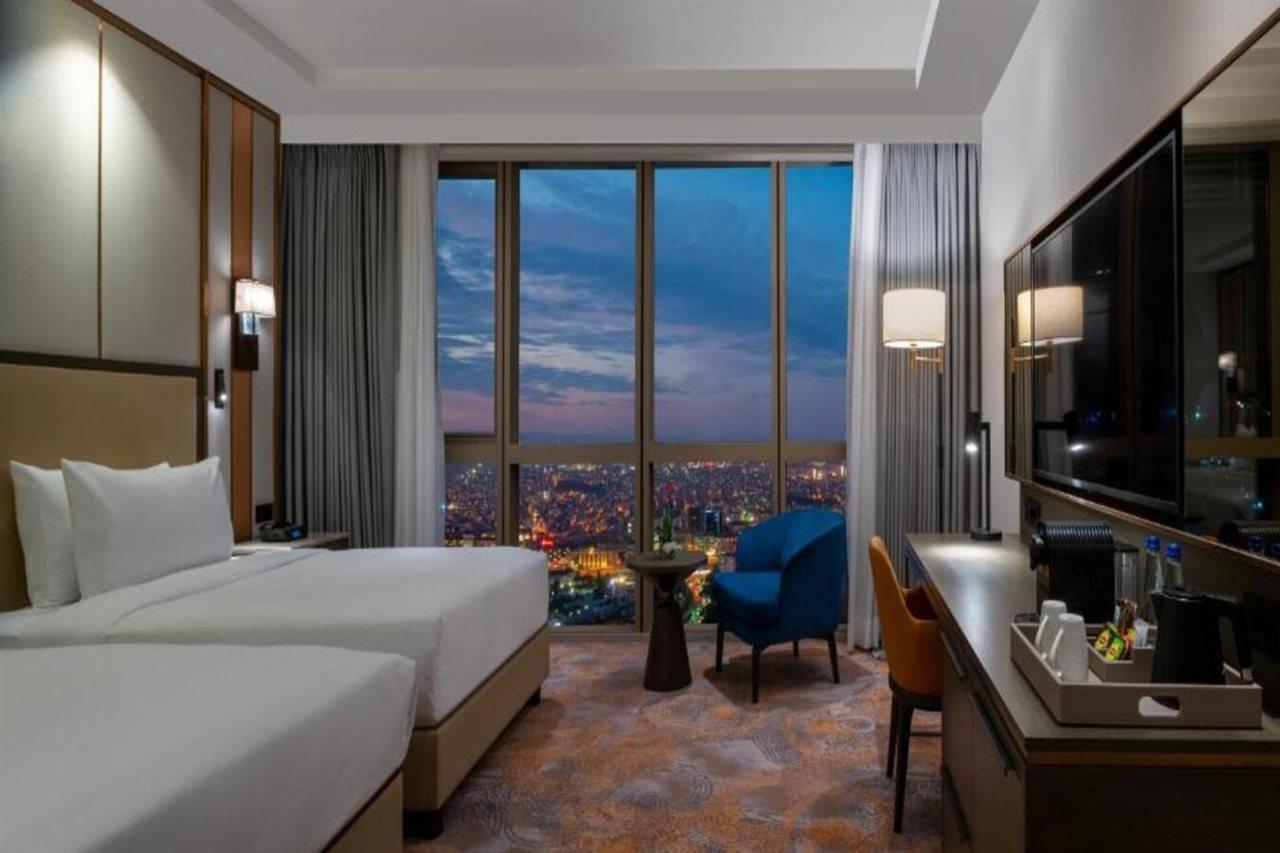 Hilton Mall Of Estambul Exterior foto Deluxe Room