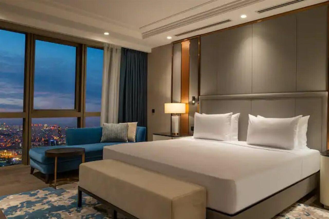 Hilton Mall Of Estambul Exterior foto A bedroom at the hotel
