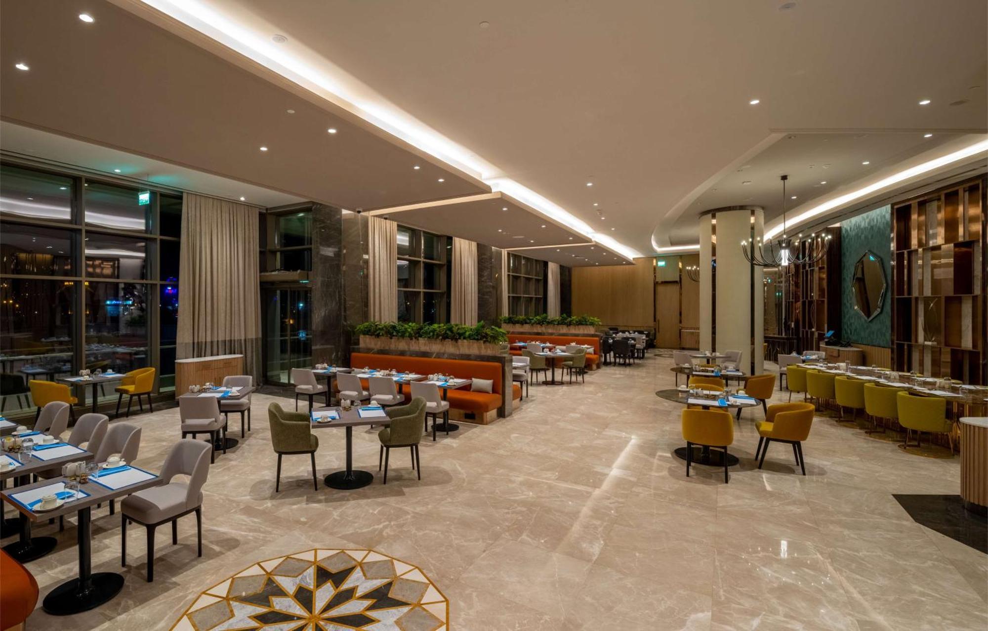 Hilton Mall Of Estambul Exterior foto The restaurant